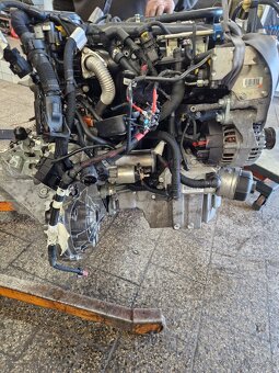 Fiat Tipo 1.6 JTD MJET - motor s převodovkou - 2