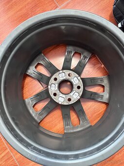 ALU kola Audi E-7,5Jx18H2 ET29 - 2