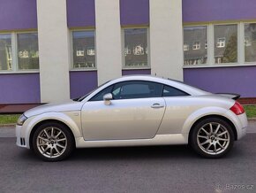 Audi TT coupé 3.2 quattro S-line V6 250 koní - 2