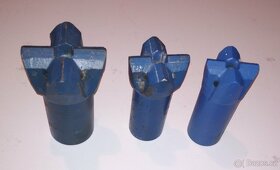 vrtací korunka křížová pr.50 a 60 R32, pr.80 R38 - 2