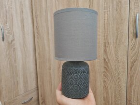 STOLNÍ LAMPA - 2