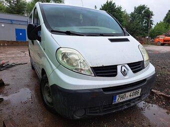 Renault Trafic 2,0 Tdi - na opravu nebo na díly - 2