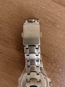 Citizen Eco-drive Titanum Saphire - 2