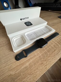 Apple Watch SE 44mm - 2