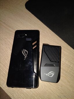 ASUS ROG Phone 1 - 2