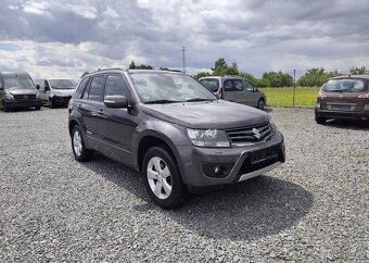 Suzuki Grand Vitara 2.4i 4x4 Tažné, Výhřev. Sed. benzín - 2