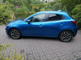 Mazda 2 1.5i 66kw r2018-91000kmNAKAMAxenonKameraVyhřSed - 2