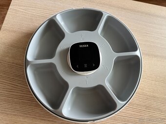 Dávkovač krmiva Tesla Smart Pet Feeder Spin - 2