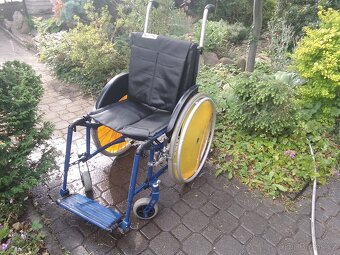 Invalidní vozík - 2