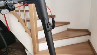 Elektrická koloběžka Xiaomi 4 PRO 2nd Gen v záruce - 2