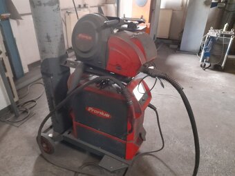 svářečka co2 Fronius - 2