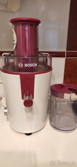 Odšťavňovač Bosch 700W - 2