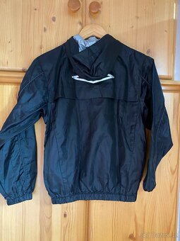 Šusťáková sportovní bundička Umbro s kapucí - 2