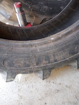 Pneumatiky 11,2-24 - 2