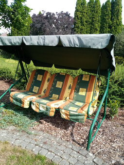 zahradní houpací lavice - 2