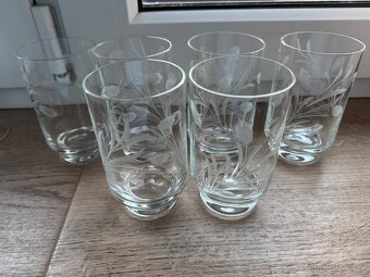 Starožitný Porcelán a sklo - 2