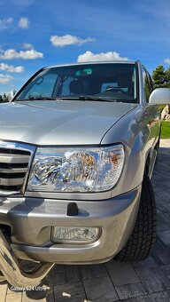 Toyota Land Cruiser 100 - 2