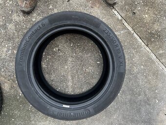 Continental Premium Contact 6 235/50R19 - 2