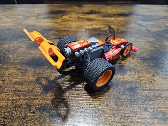 LEGO Racers 8667 - 2