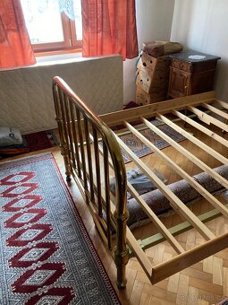 Manželská postel - 2