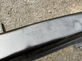 Výstuha předního nárazníku BMW E92 - 2