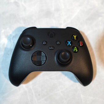 Prodám XBOX SERIES X, super stav, krabice - 2