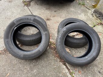 Letní pneu 235/60 r18 - 2