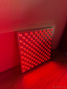 Červený a infračervený terapeutický panel – 225 LED - NOVÝ - 2