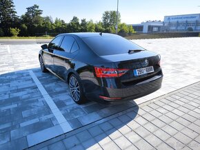 Škoda Superb 3 2.0 TDI 140kw TOP STAV - 2