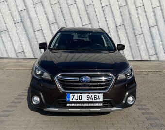 SUBARU OOUTBACK 2,5 i benzín - 2