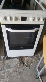Beko se sklokeramika deskou - 2