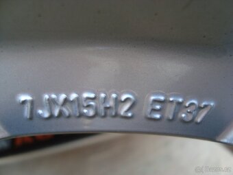 Audi 80 model B4 koupím hliníková kola 15" - 2