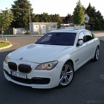 BMW 740 X-Drive / 225 k.w / Maximální Vybavení - 2