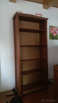 Knihovna IKEA - 2