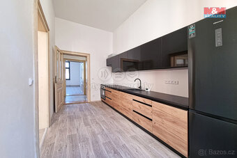 Prodej bytu 3+1, 75 m², Karlovy Vary, ul. Západní - 2