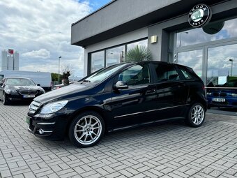Mercedes-Benz Třídy B 200 100kW AVANTGARDE TOP STAV - 2