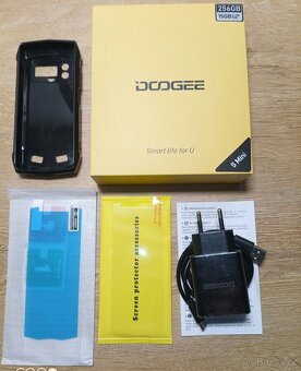 Mobilní telefon značky-Doogee Smini 8GB/256GB - 2
