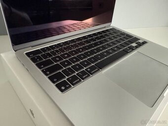 Macbook Air 13” M4 - 2