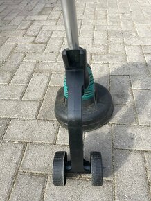 Elektricky vyzinac Bosch, elektrická strunovka - 2
