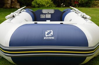 POZOR prodám nafukovací člun ZODIAC CADET 285 S - 2