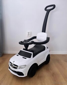 Autíčko - odrážedlo MERCEDES. - 2