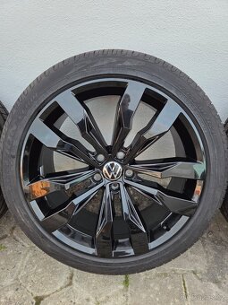Alu Vw Tiguan Suzuka Black 20" 5x112 - 2