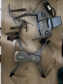 Dron značky Syma - 2