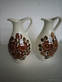 Keramika - talíř, váza, džbánky - 2