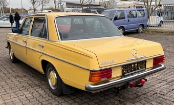 Mercedes-Benz W114/W115  230 - 2