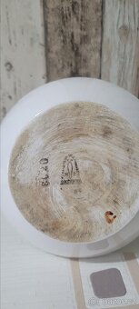 Porcelánová váza - KRAVSKO - 2