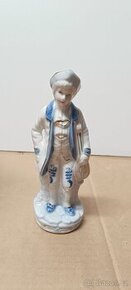 ručně malovaná porcelánová figurka chlapce - 2