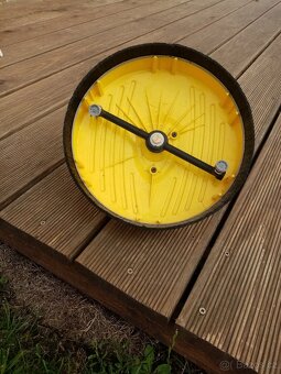 Čistič dlažby - 2