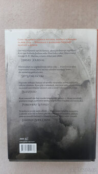 Píseň krve - Stín krkavce: kniha první (Anthony Ryan) - 2