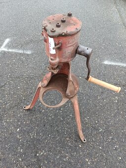 Odstředivka - máselnice - 2